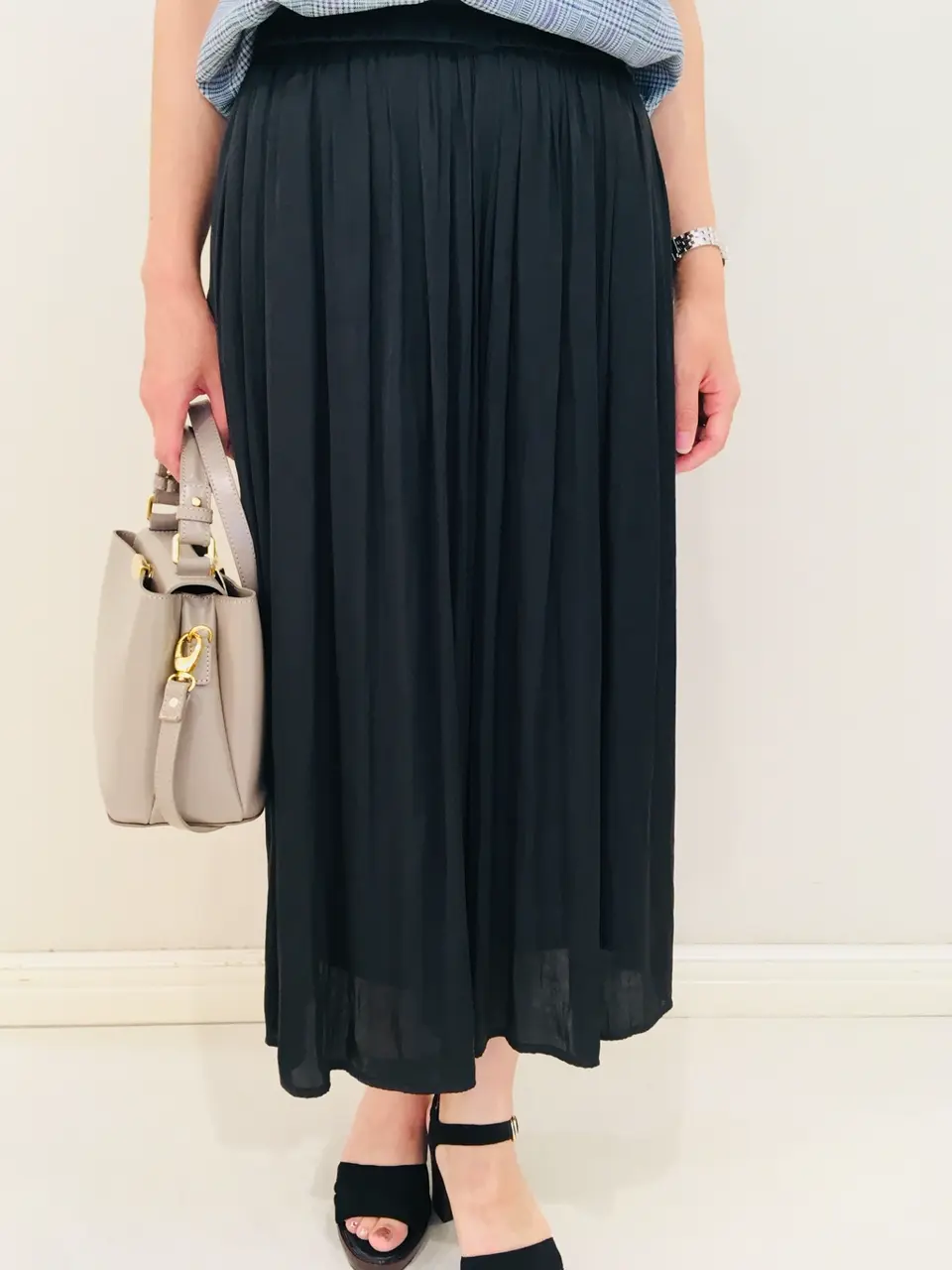 組曲 スタッフ コーディネート画像