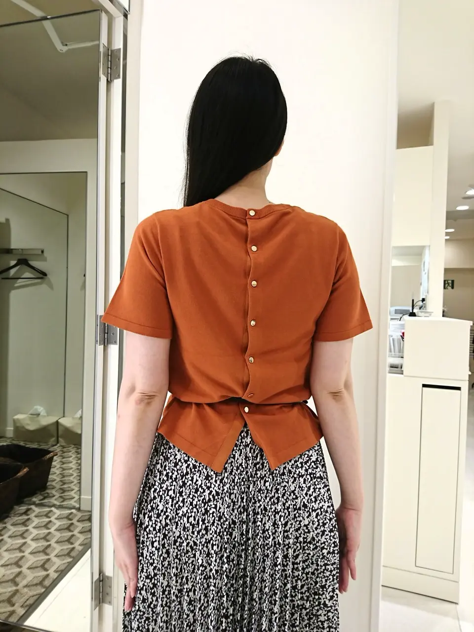 組曲 岡 コーディネート画像