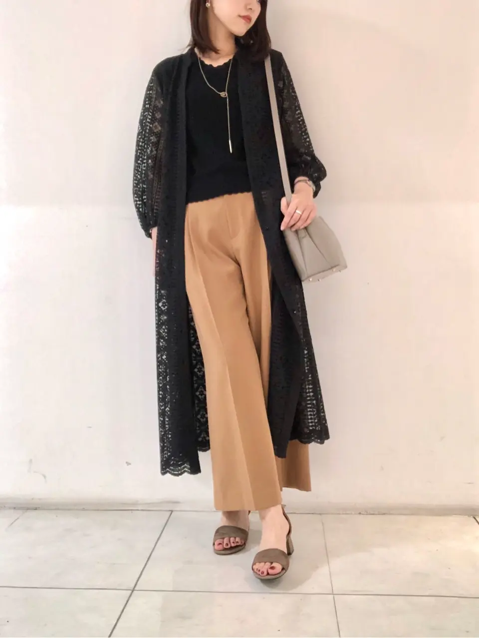 組曲 岩田 コーディネート画像