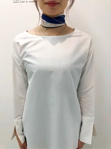 組曲 AI コーディネート画像