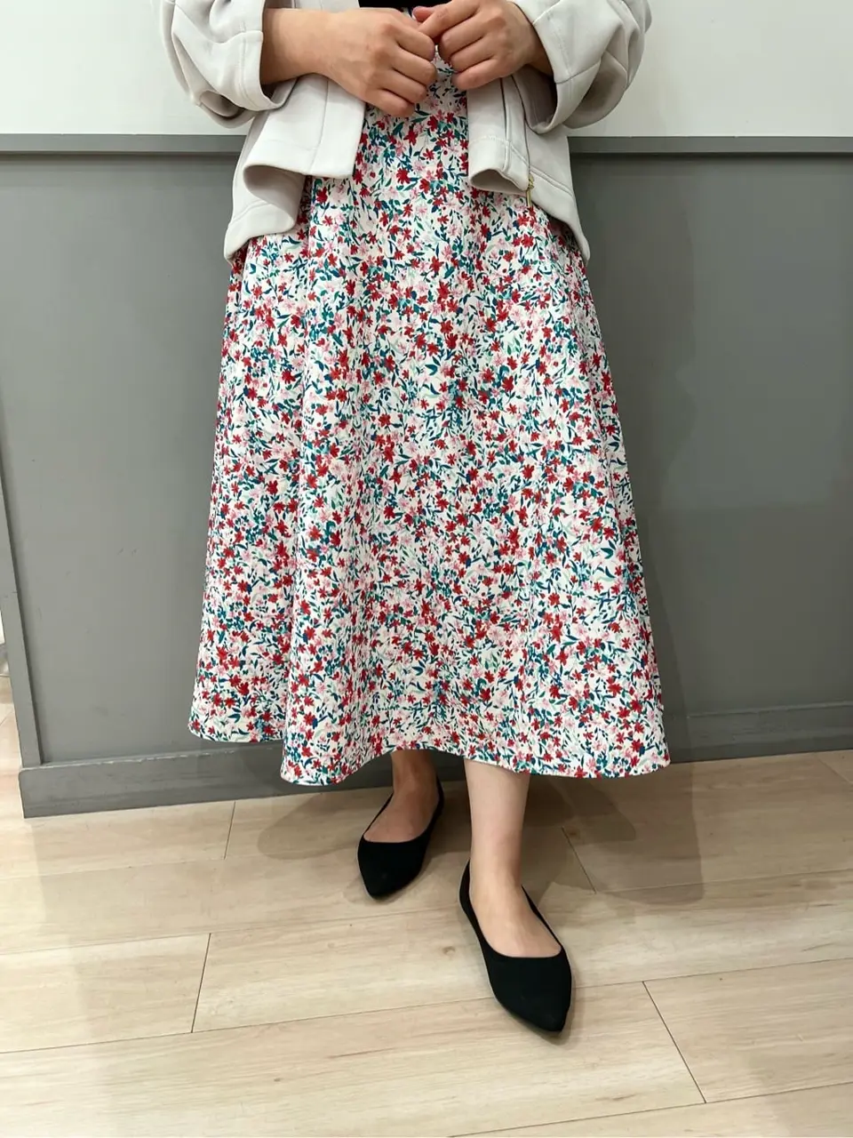 組曲 スタッフ コーディネート画像