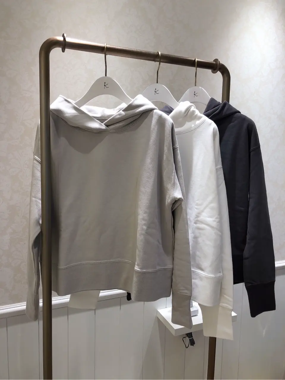 組曲 戸澤 コーディネート画像