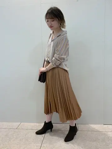 組曲 石井 コーディネート画像