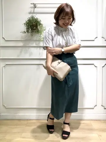 組曲 KATO コーディネート画像