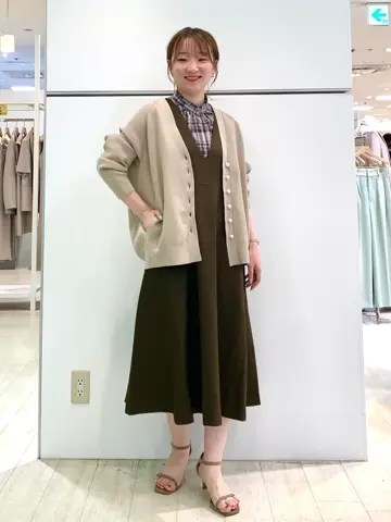 組曲 石井 コーディネート画像