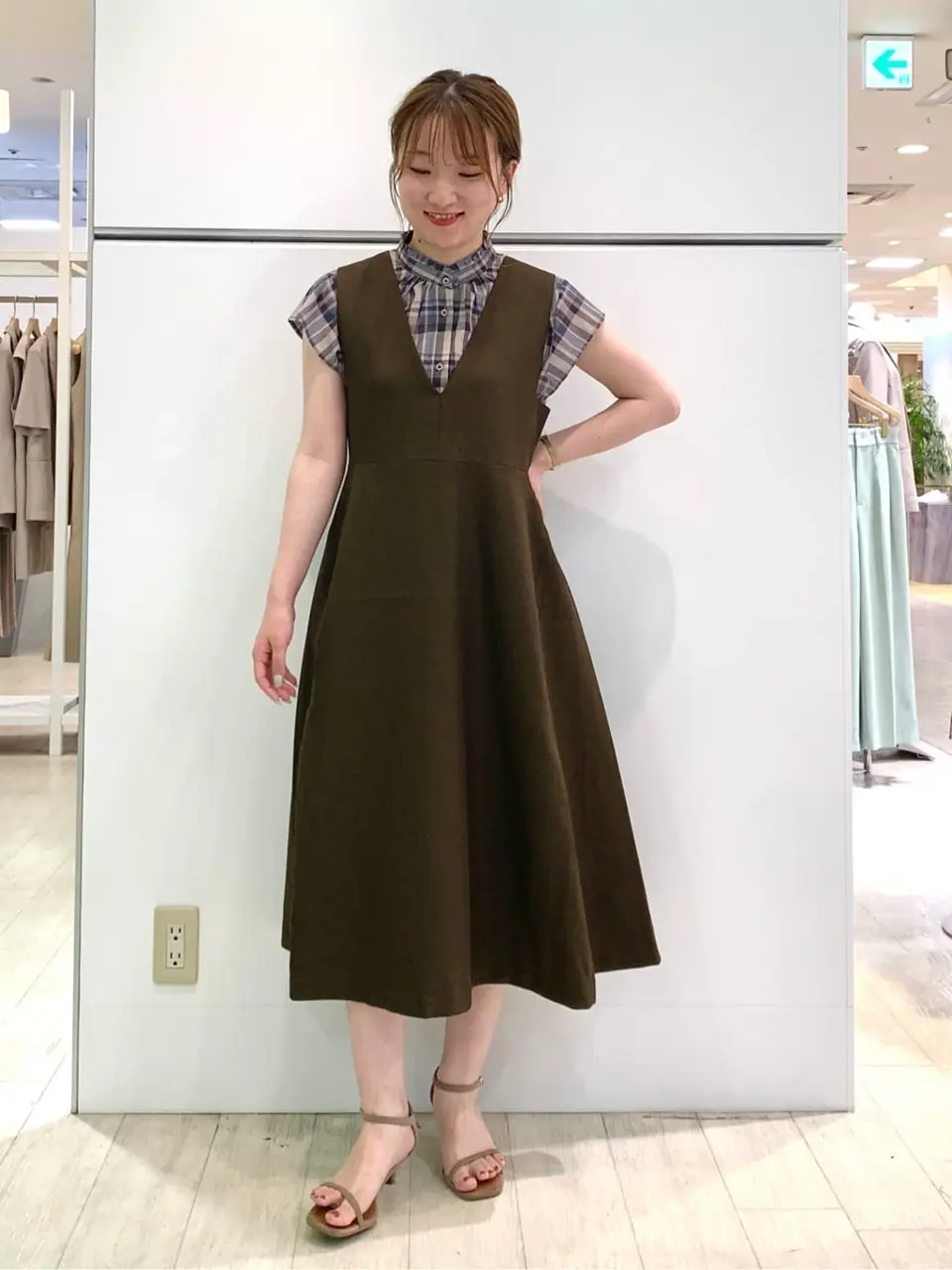 組曲 石井 コーディネート画像