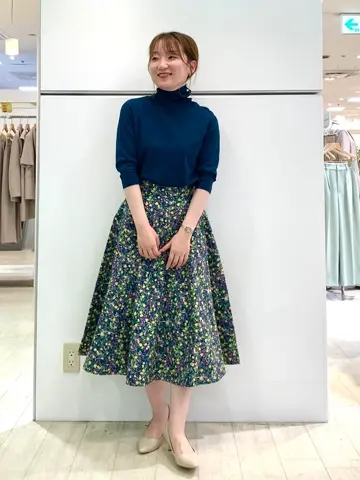 組曲 石井 コーディネート画像