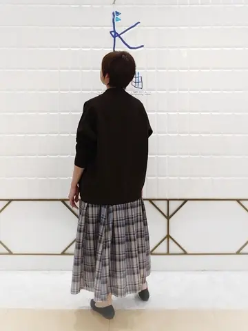 組曲 井上 コーディネート画像