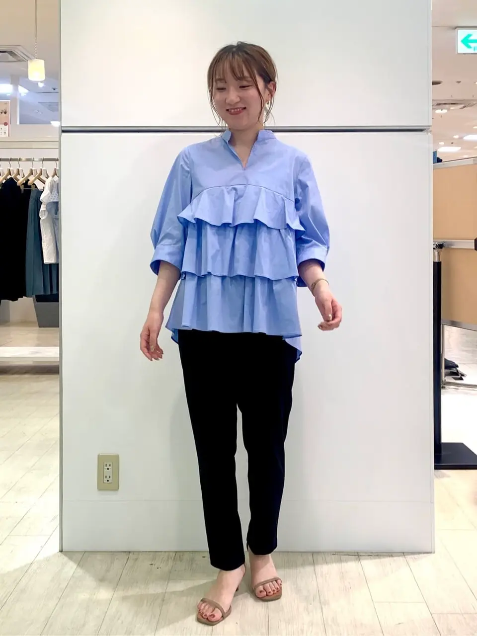 組曲 石井 コーディネート画像