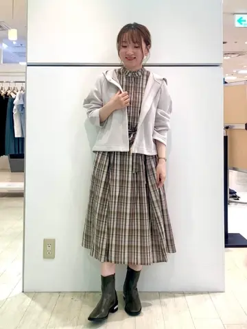 組曲 石井 コーディネート画像