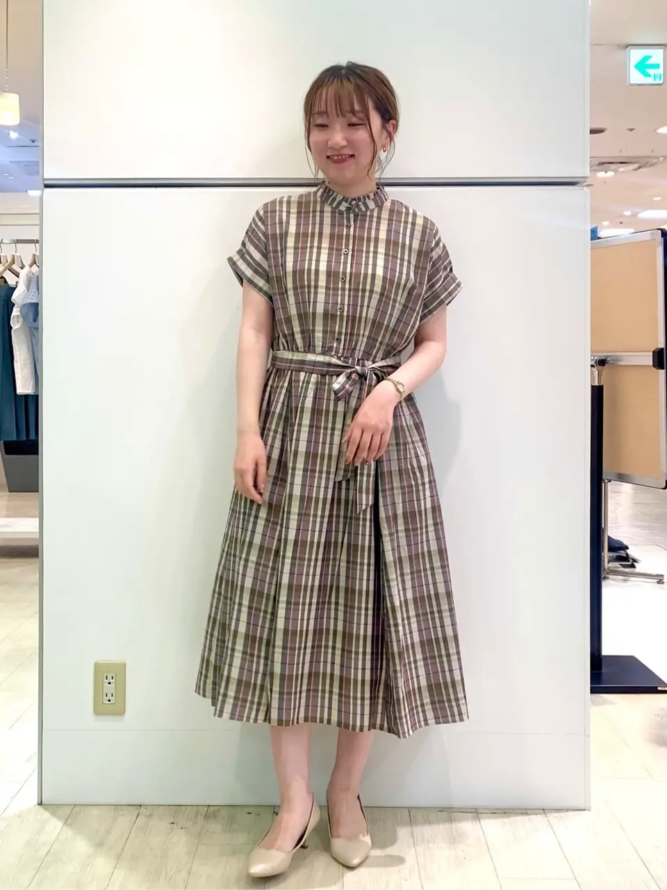 組曲 石井 コーディネート画像