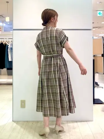 組曲 石井 コーディネート画像