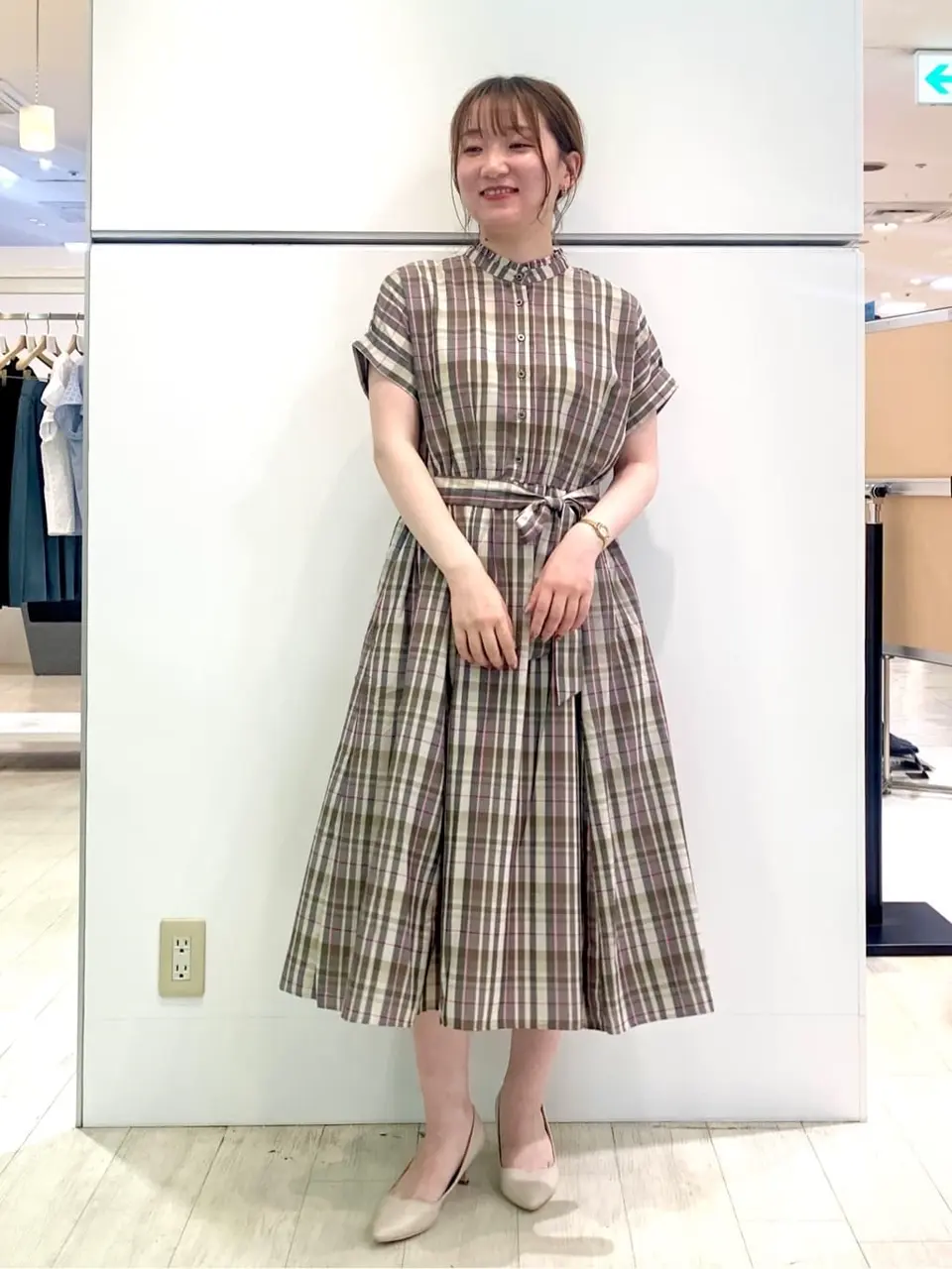 組曲 石井 コーディネート画像