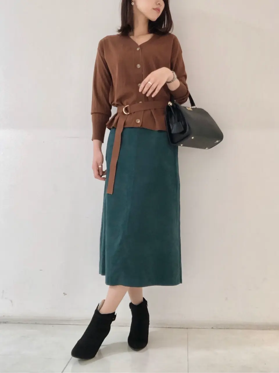 組曲 岩田 コーディネート画像