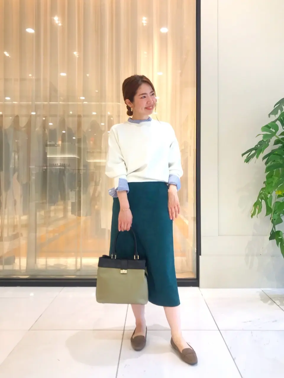 組曲 坂本 コーディネート画像