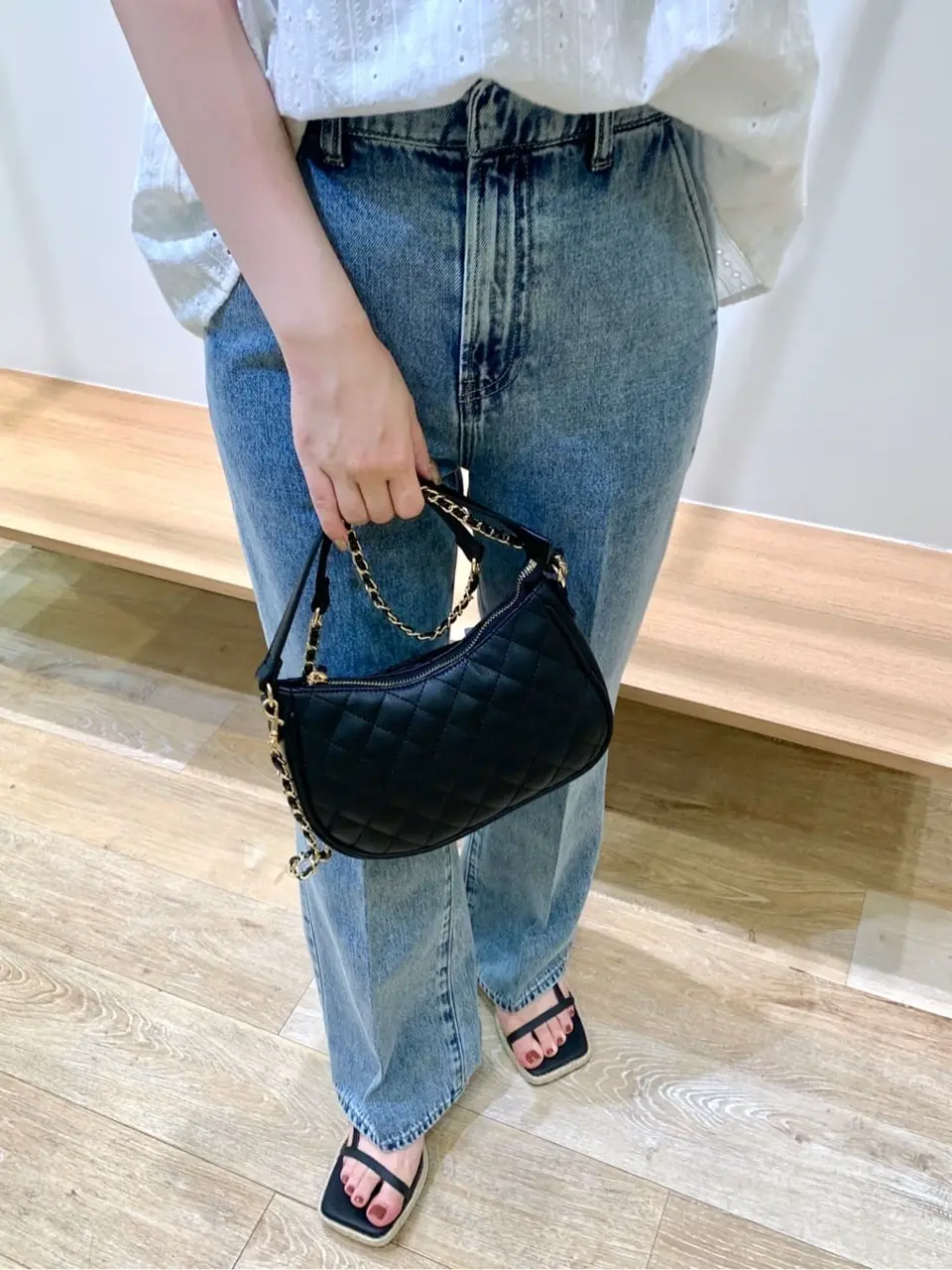 組曲 石井 コーディネート画像