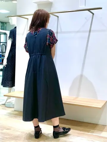 組曲 石井 コーディネート画像