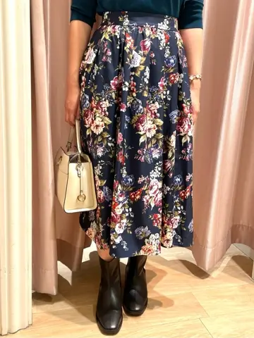 組曲 スタッフ コーディネート画像