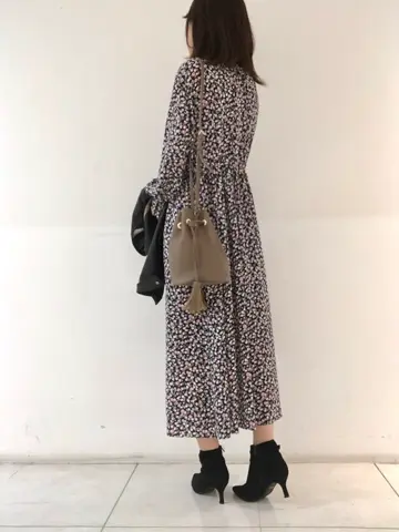 組曲 岩田 コーディネート画像