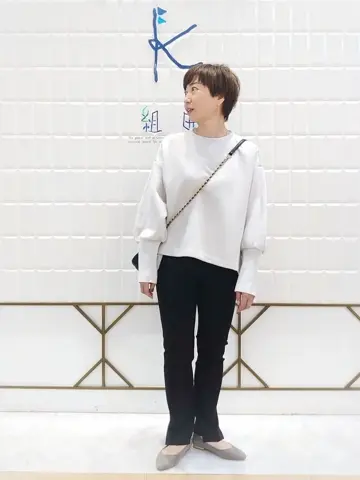 組曲 井上 コーディネート画像