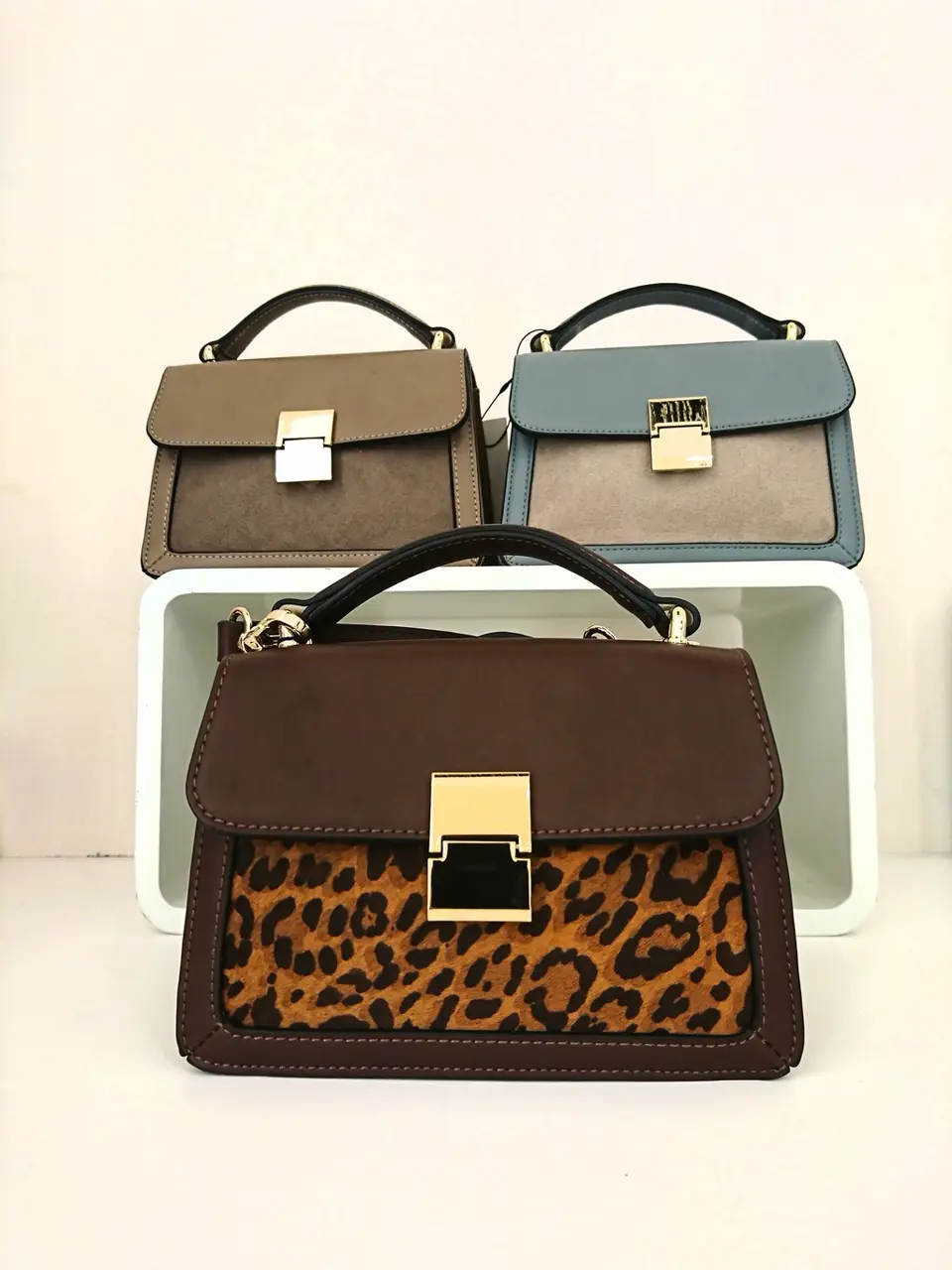  岡 コーディネート画像