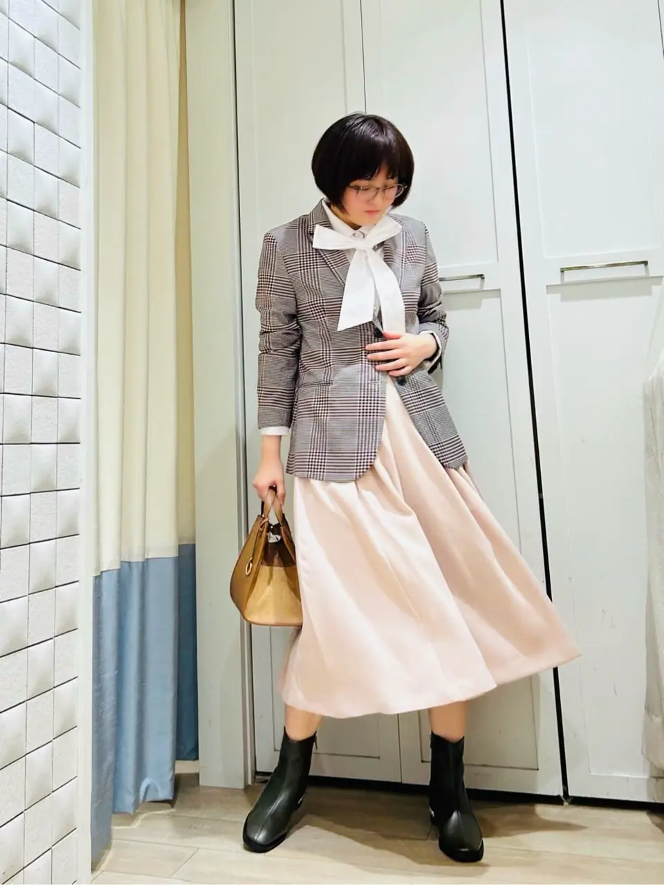 組曲 スタッフ コーディネート画像