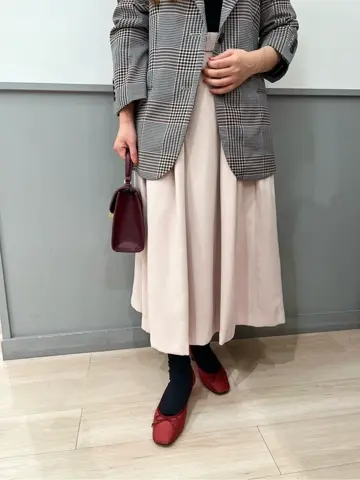 組曲 スタッフ コーディネート画像