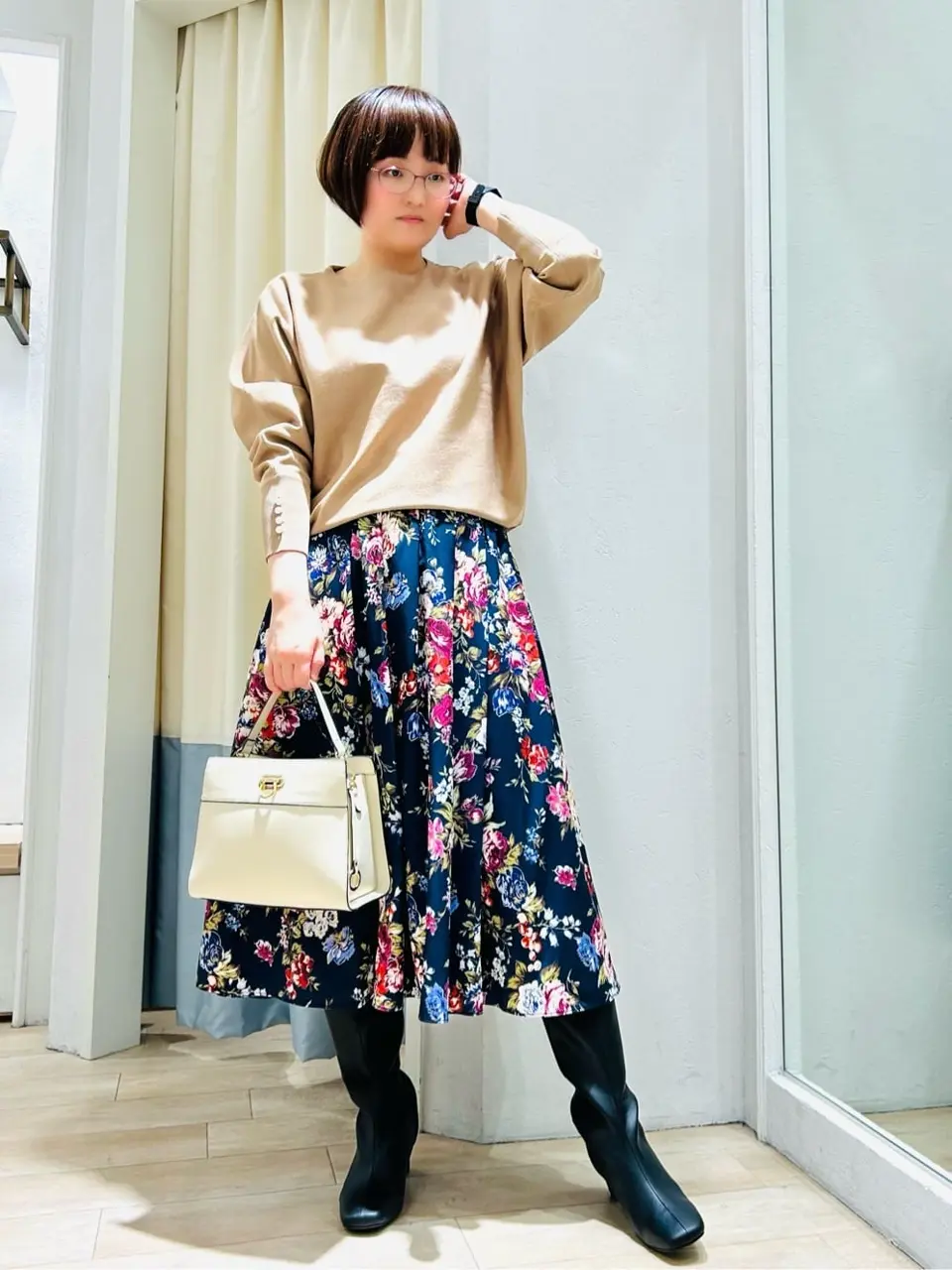 組曲 スタッフ コーディネート画像