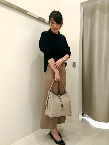 組曲 岡 コーディネート画像