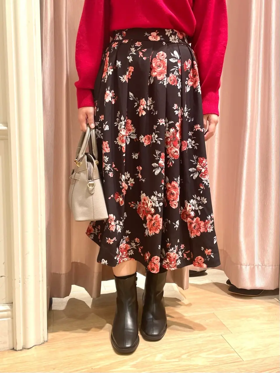 組曲 スタッフ コーディネート画像