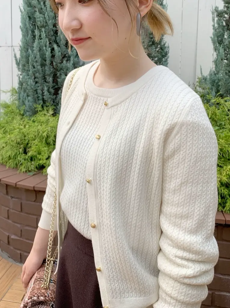 組曲 石井 コーディネート画像