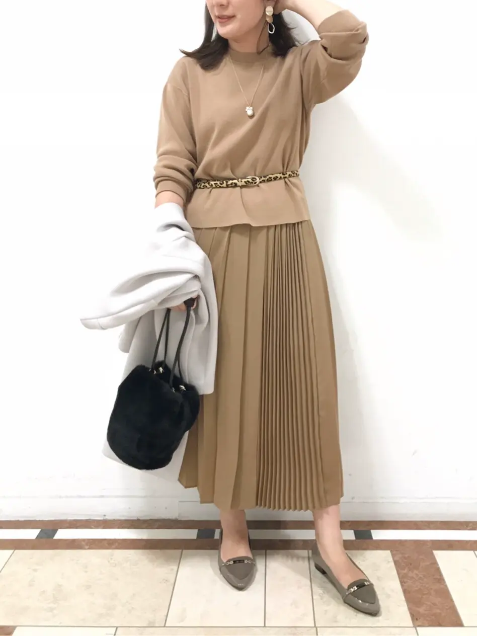 組曲 宮本 コーディネート画像