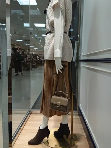 組曲 ウエノ コーディネート画像