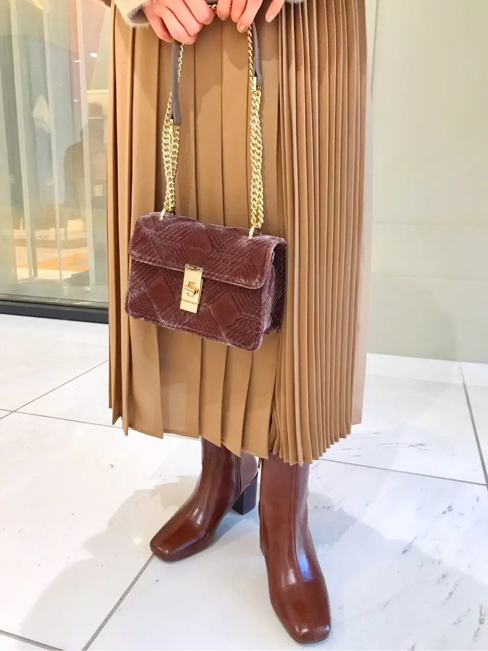 組曲 坂本 コーディネート画像