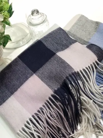 組曲 宮本 コーディネート画像