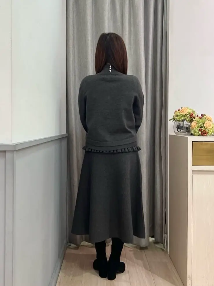 組曲 スタッフ コーディネート画像