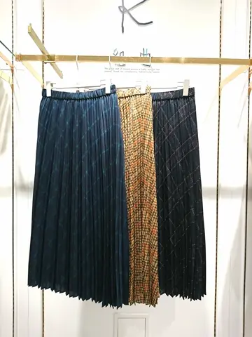 組曲 岡 コーディネート画像