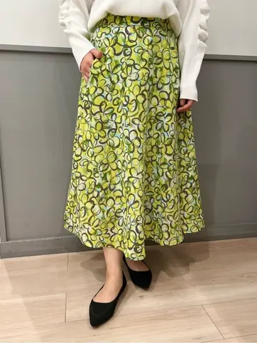 組曲 スタッフ コーディネート画像