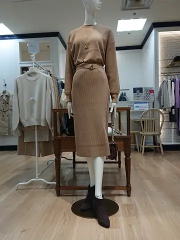 組曲 ウエノ コーディネート画像