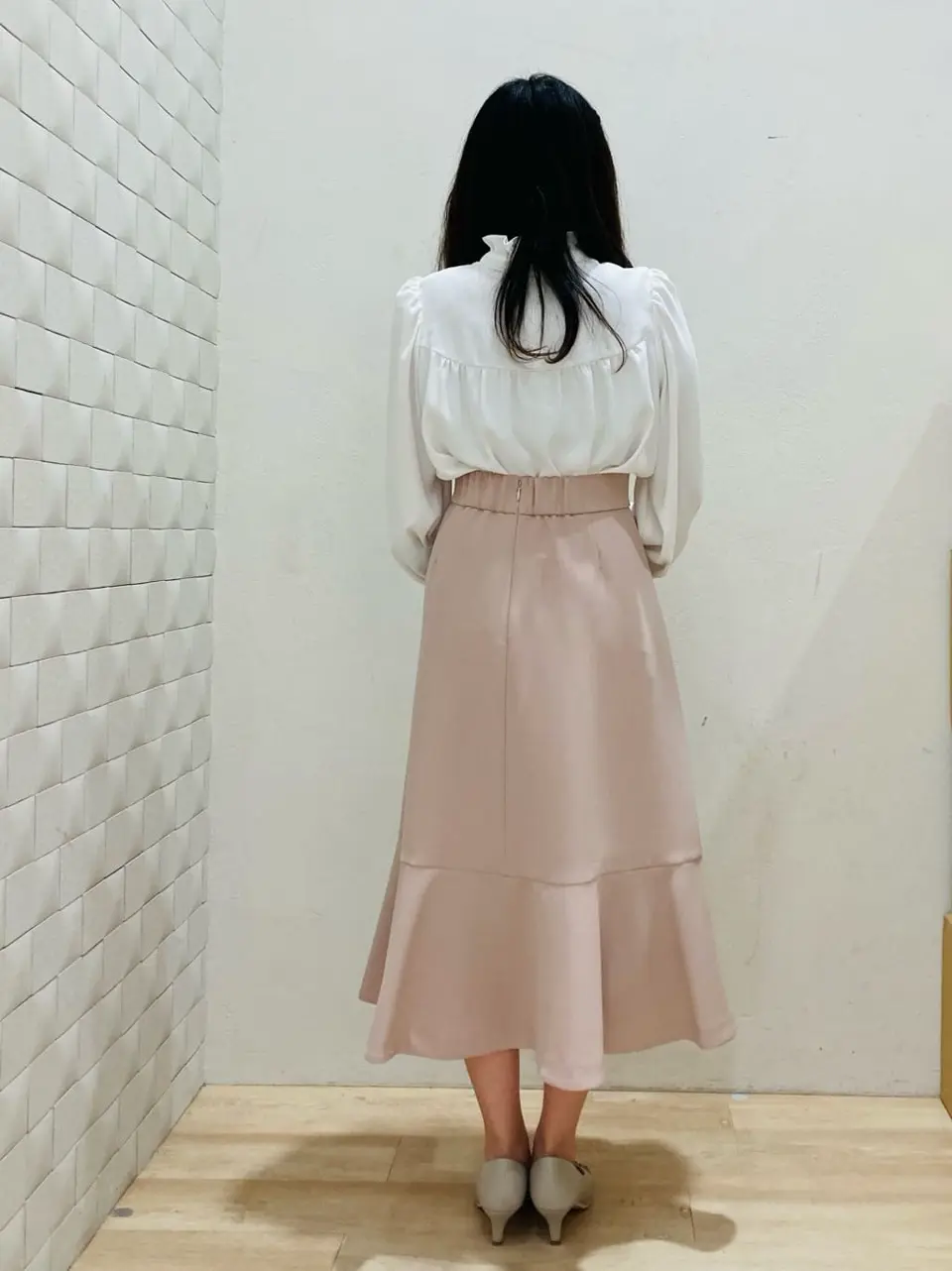 組曲 川根　彩 コーディネート画像