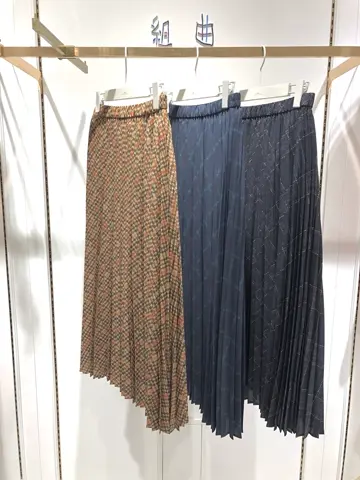 組曲 伊藤 コーディネート画像