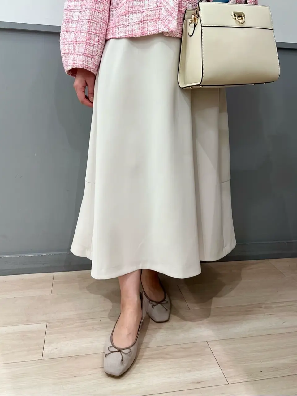 組曲 スタッフ コーディネート画像