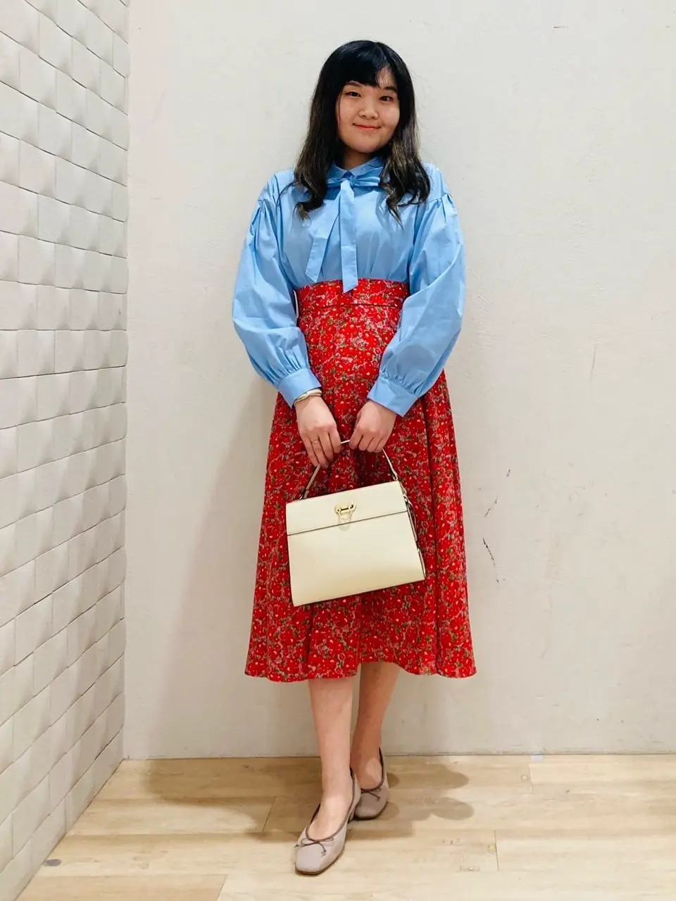 組曲 川根　彩 コーディネート画像