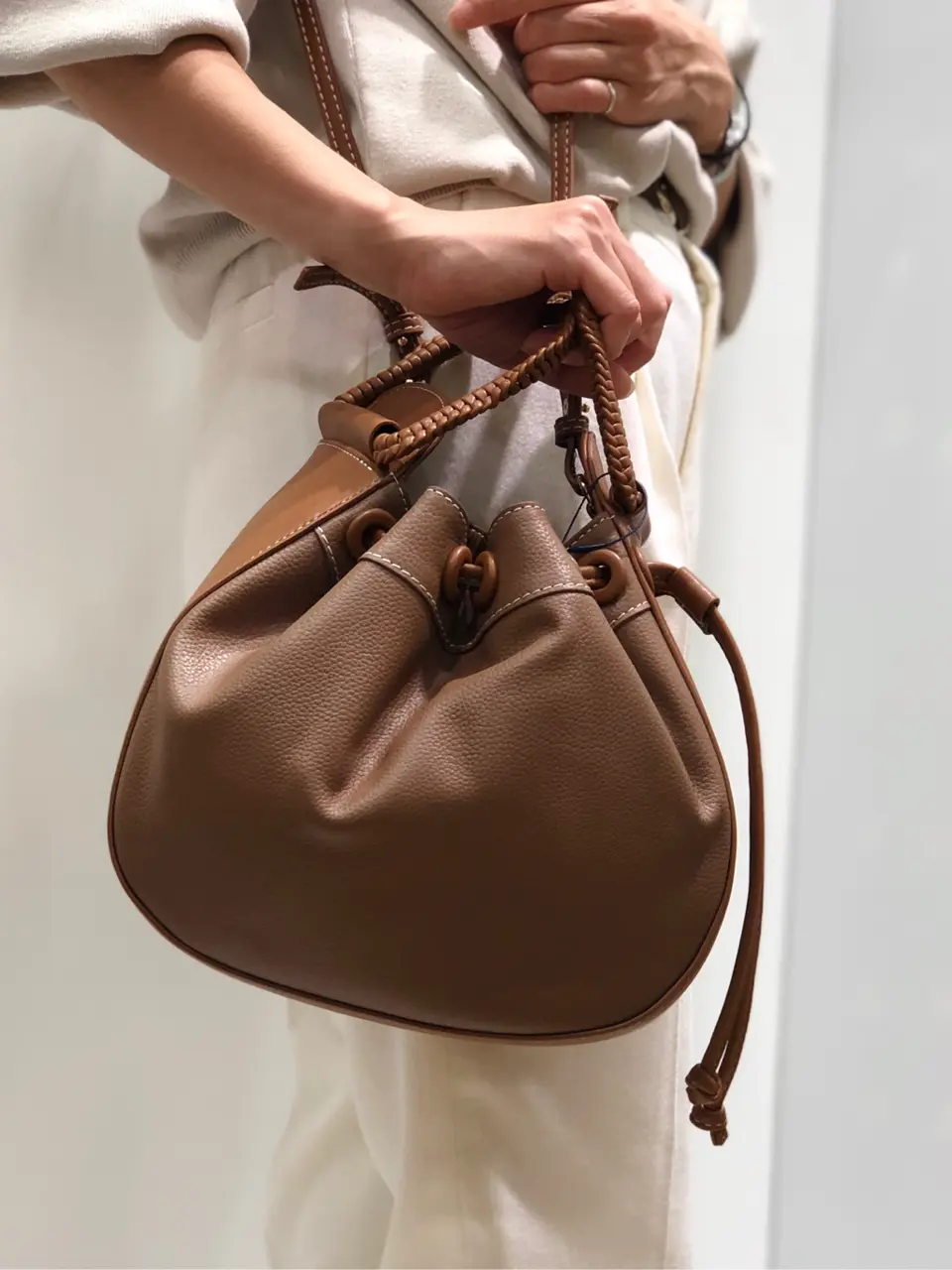 組曲 茂木 コーディネート画像