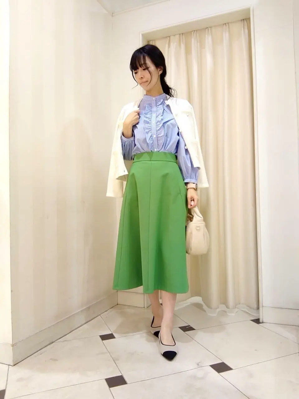 組曲 スタッフ コーディネート画像