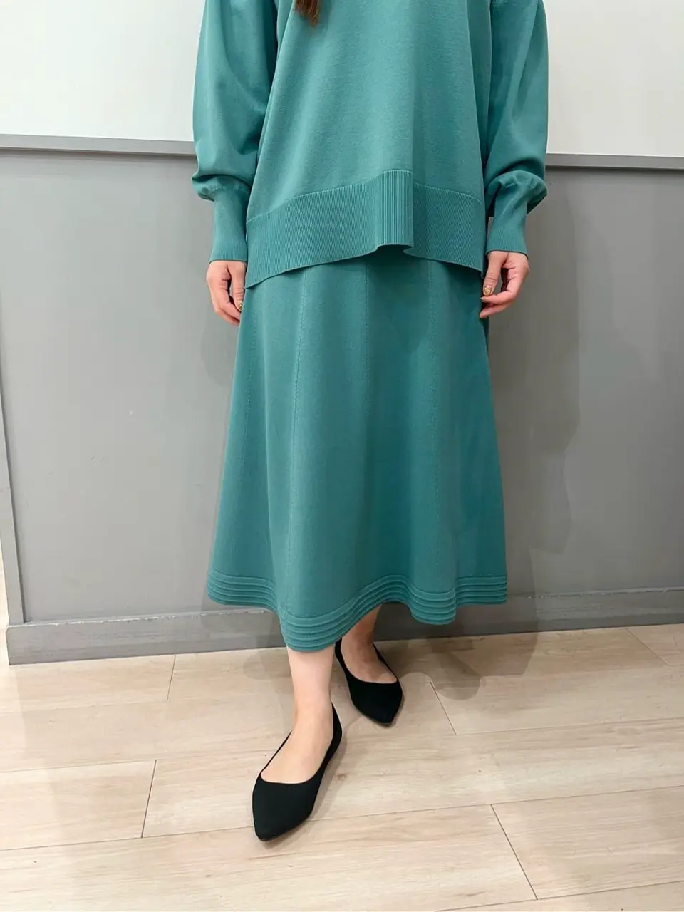 組曲 スタッフ コーディネート画像