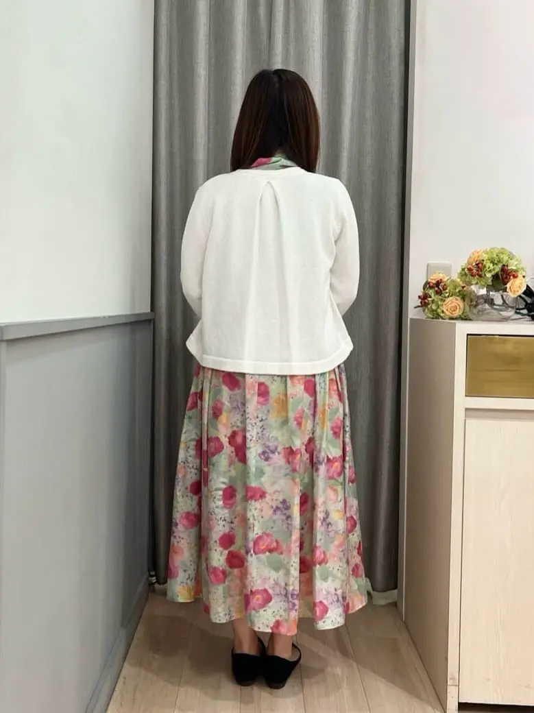 組曲 スタッフ コーディネート画像