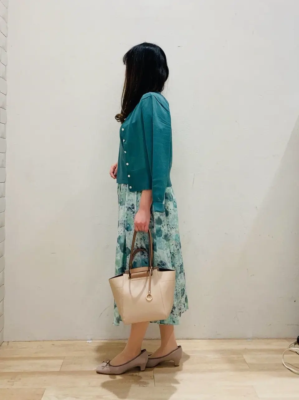 組曲 川根　彩 コーディネート画像