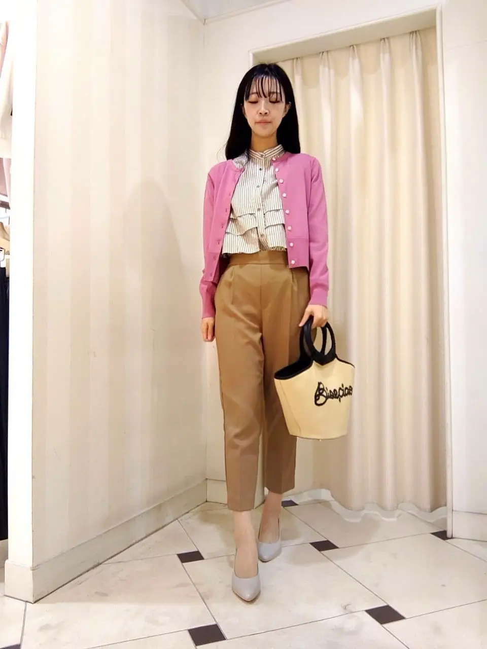 組曲 スタッフ コーディネート画像