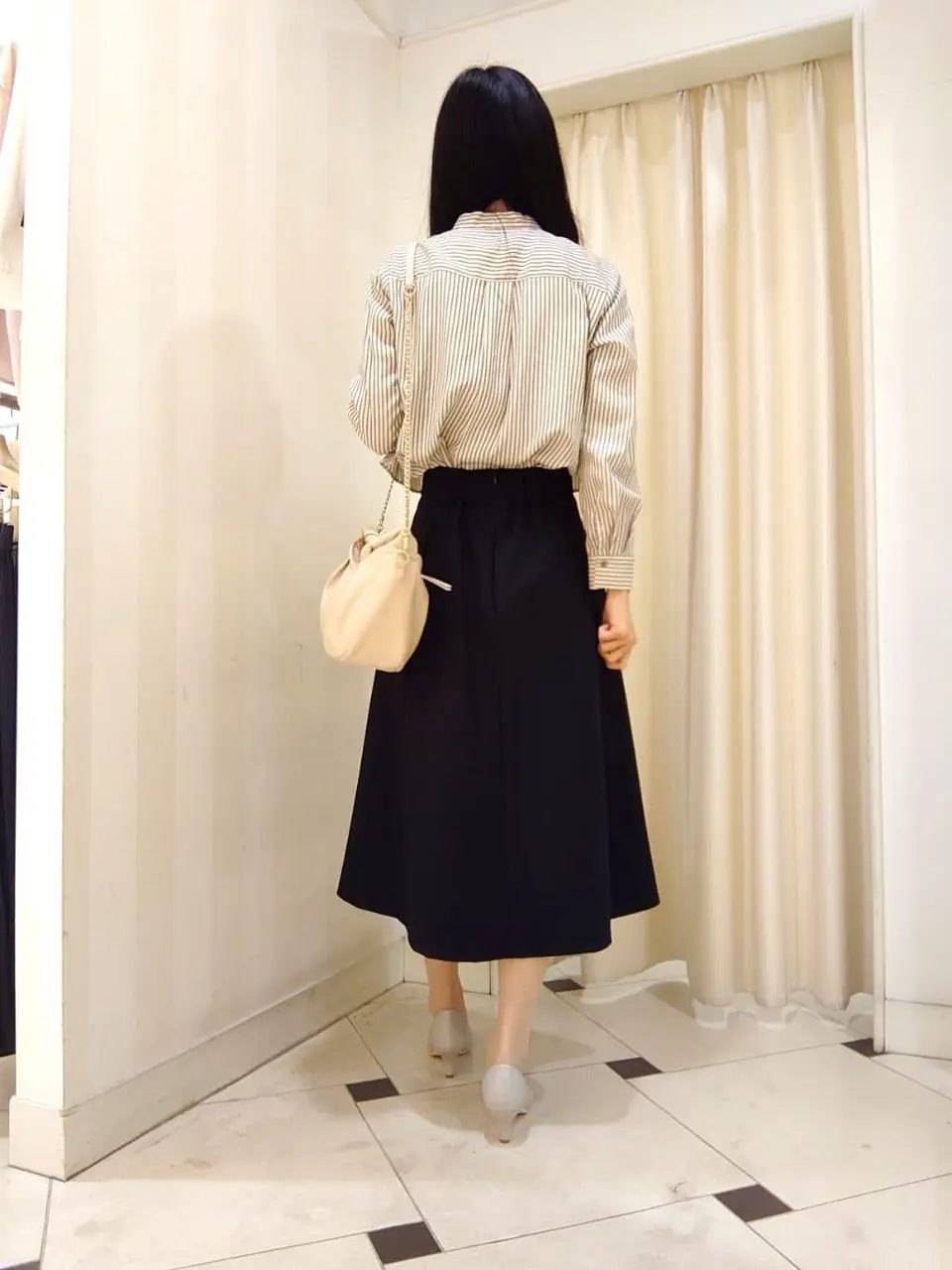 組曲 スタッフ コーディネート画像